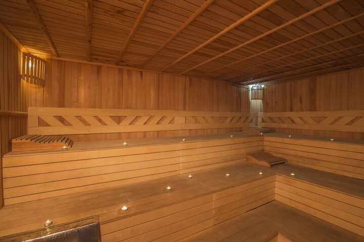 Spa 28 of 62