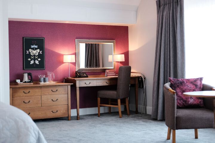 Room 13 of 32