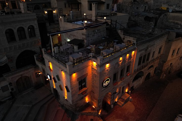 Hotel 84 of 98