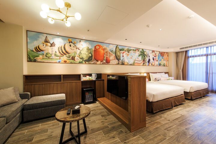 Room 11 of 208