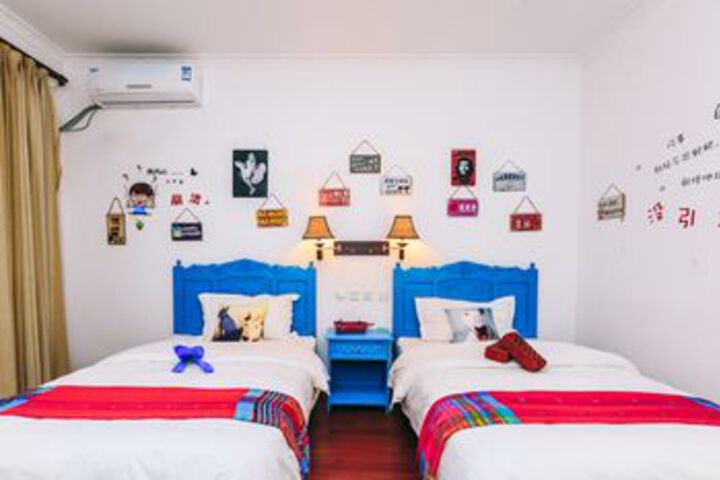 Room 12 of 54