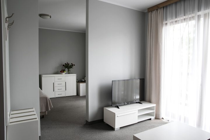 Room 18 of 43