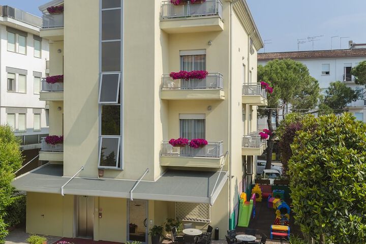 Hotel 46 of 48