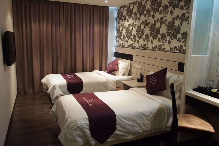 Room 7 of 50