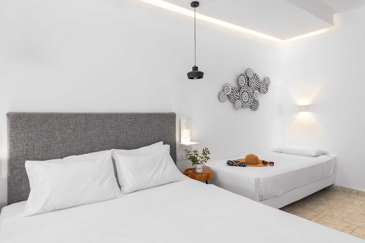 Room 15 of 36