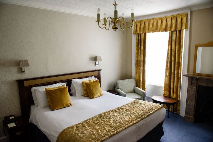 Room 17 of 75