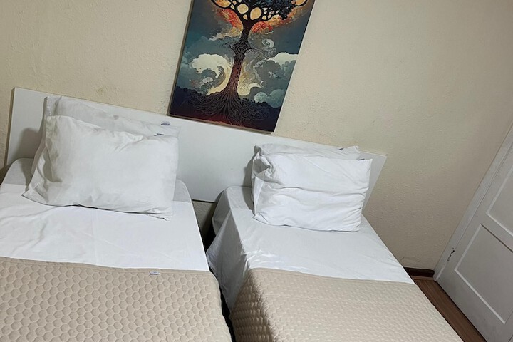 Room 11 of 68