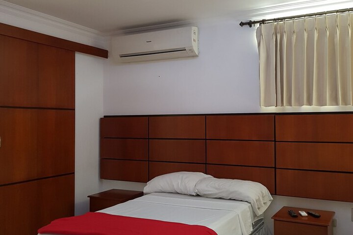 Room 23 of 40