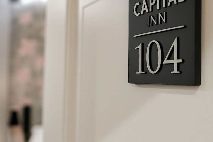 Room 10 of 46