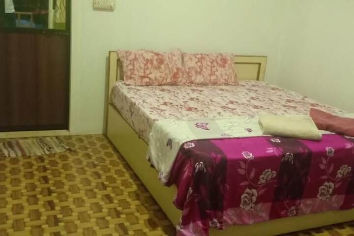 Room 10 of 56