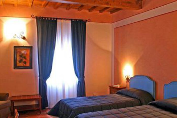 Room 33 of 56