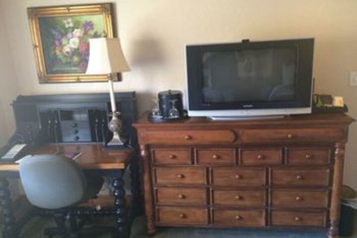 Room 16 of 79