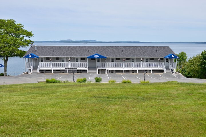 Hotel 64 of 77