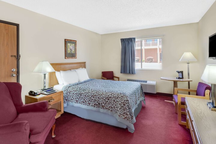 2 Double Beds (5 of 6)