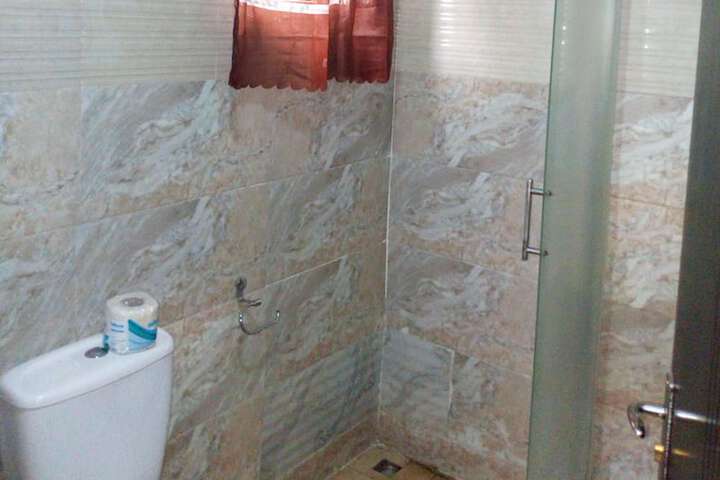 Room 16 of 23