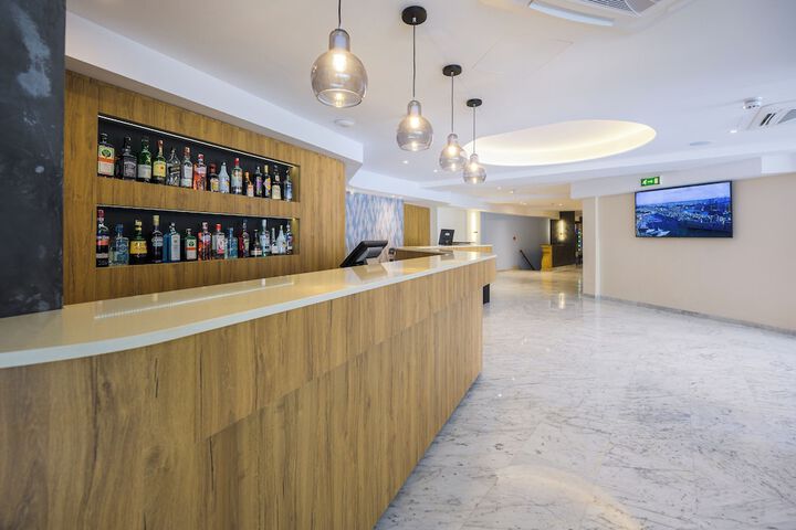 Hotel Lobby