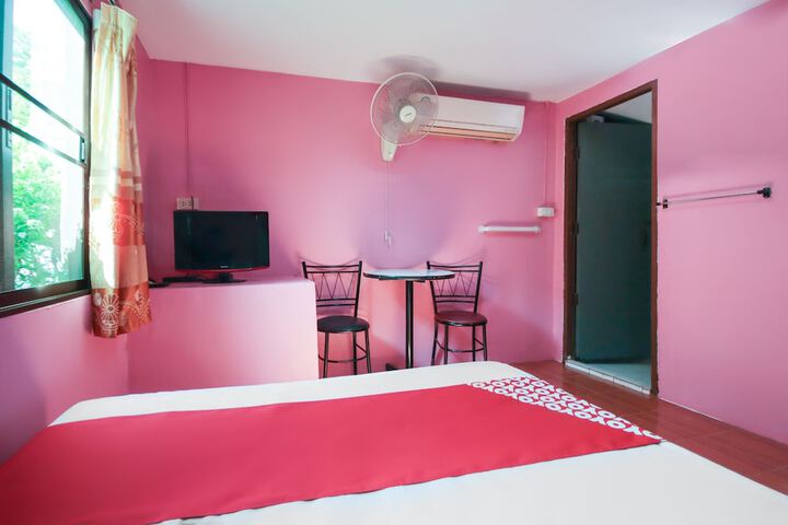 Room 14 of 27