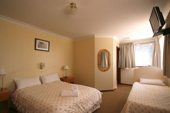 Room 47 of 177