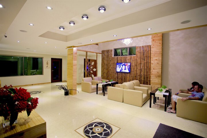 Guest Lobby