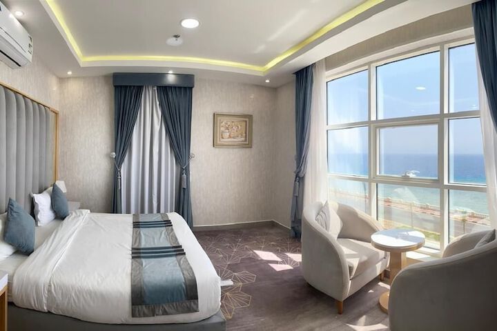 Room 6 of 47