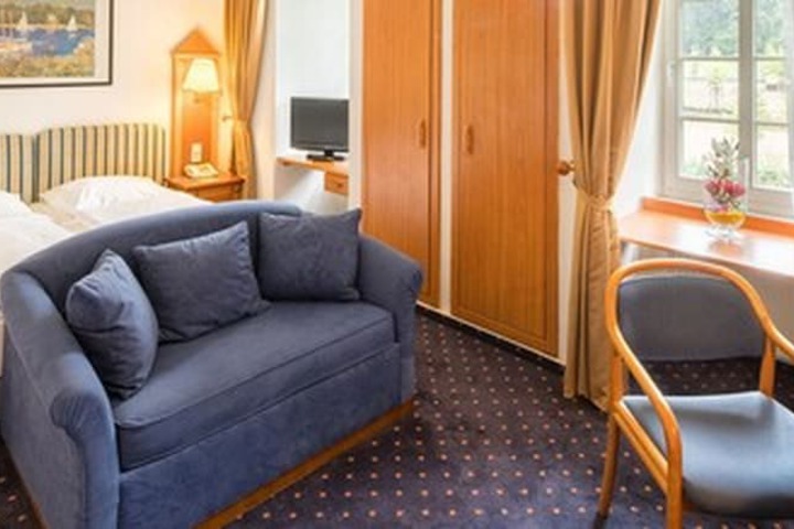 Room 6 of 29