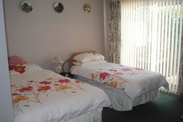 Room 4 of 13