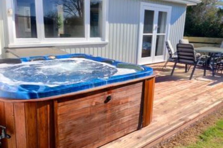 Hot Tub 163 of 222