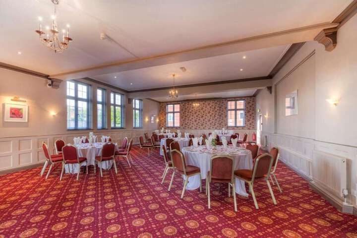 Ballroom/Hall 86 of 89