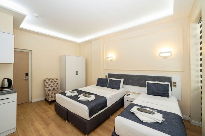 Room 15 of 60