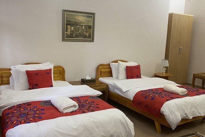 Room 16 of 25