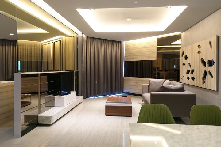 Room 36 of 103