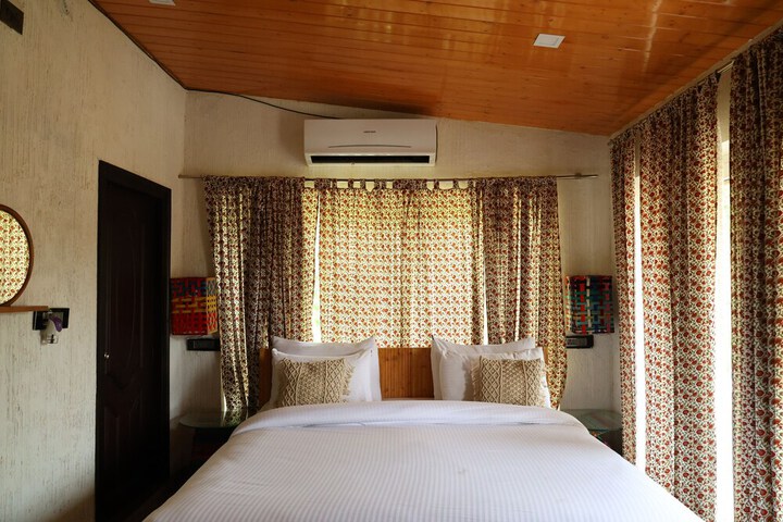 Room 15 of 35