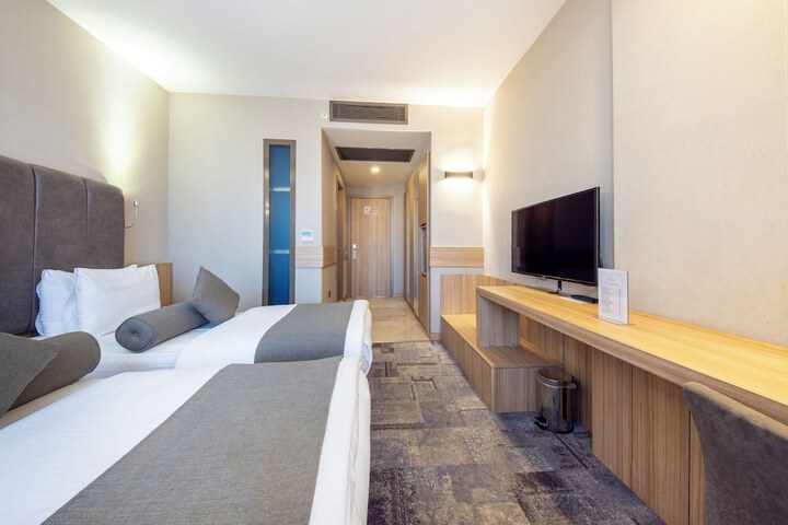 Room 19 of 63