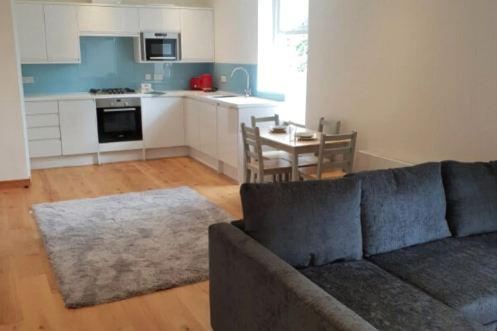 Stylish & Central Modern Apt Marylebone