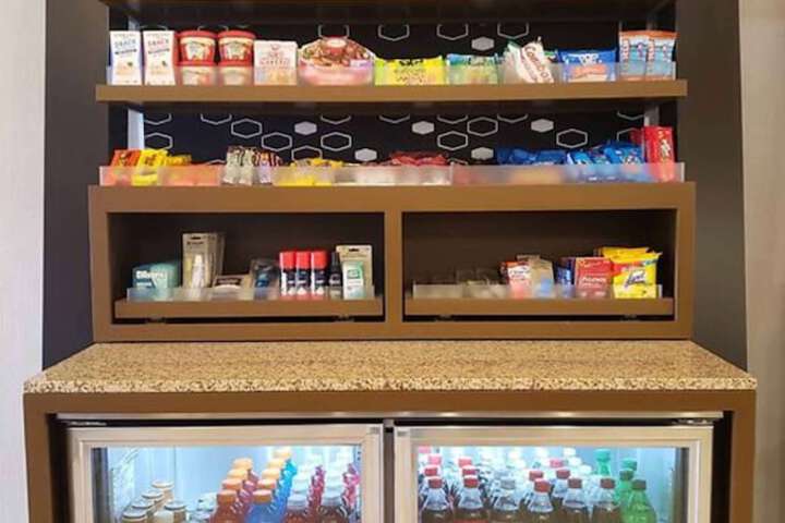 Snack bar