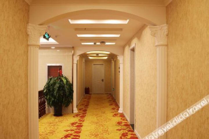 Hotel Interior 11 of 16