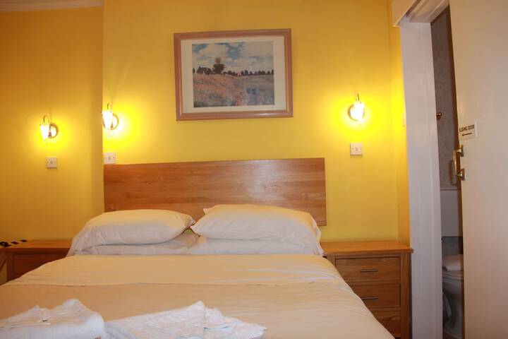 Room 43 of 81