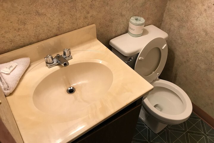 Room 13 of 15