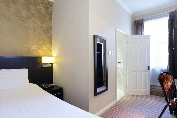 guest_rooms
