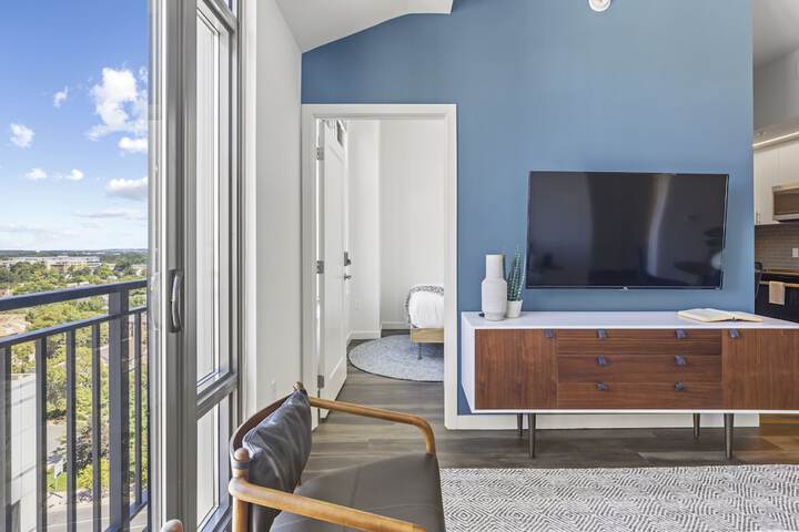 Room 52 of 91