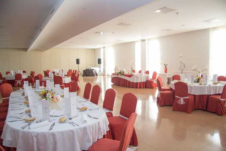 Ballroom/Hall 19 of 37