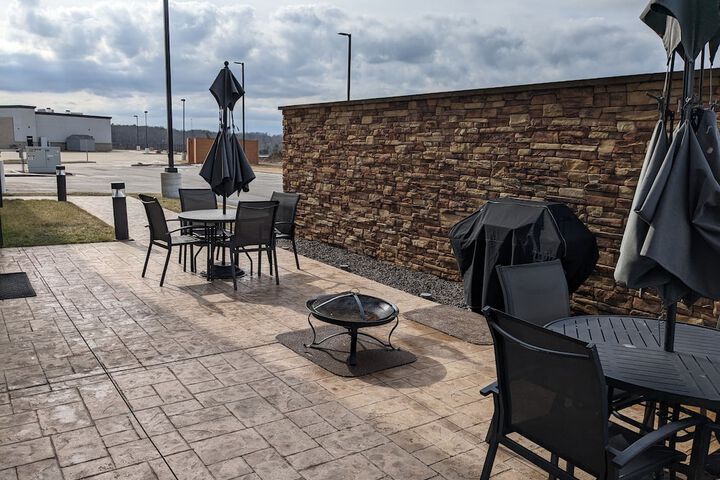 Terrace/Patio 13 of 24