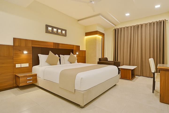 Room 12 of 40