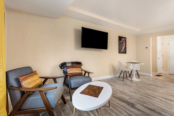 Room 256 of 398