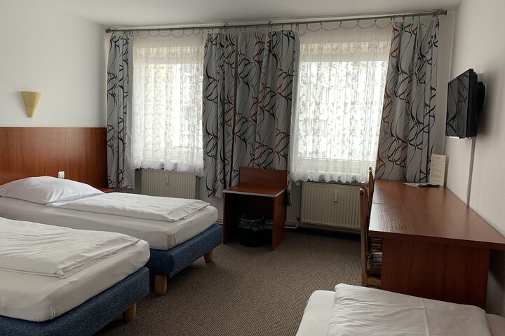 Room 37 of 91