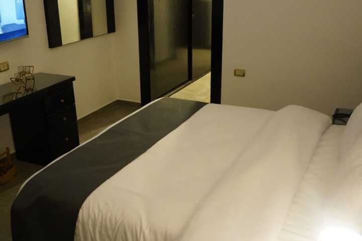 Room 12 of 59