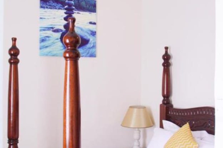 Room 3 of 11