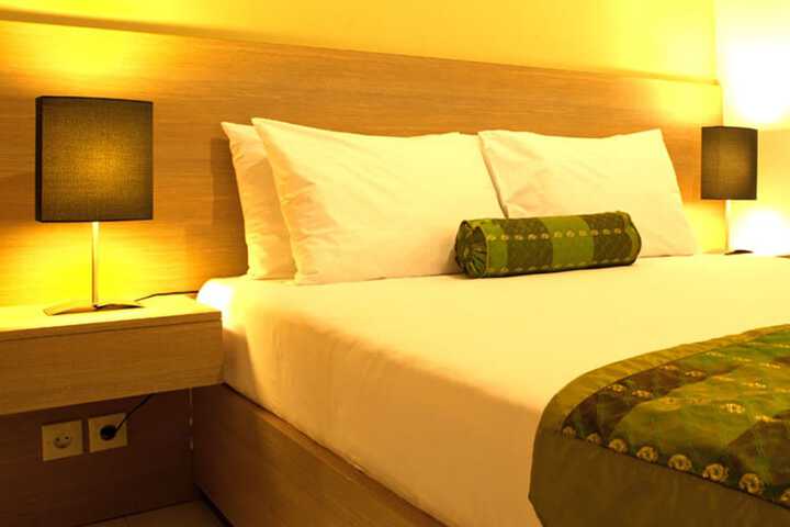Room 4 of 19