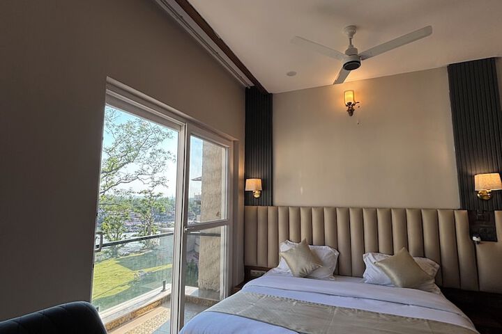 Room 4 of 22