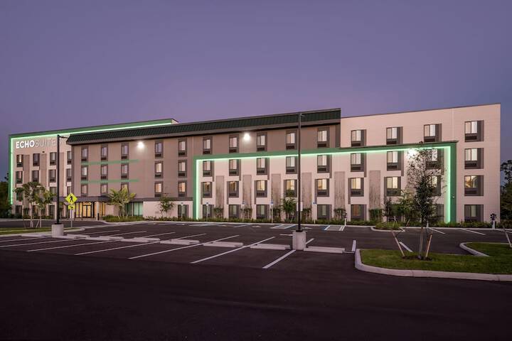 Hotel 26 of 28